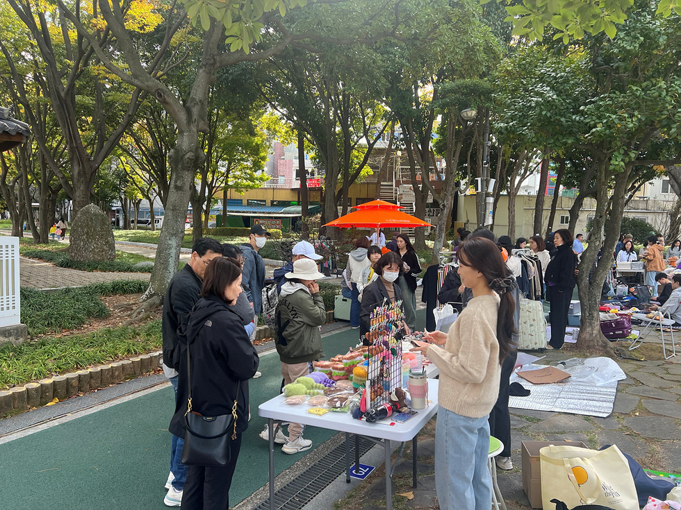 “따뜻한 봄에 다시 만나요”…여수 벼룩시장 성공적으로 종료