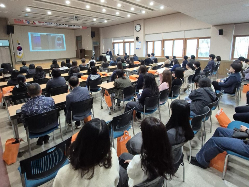 여수시, ‘선천성 심장병’ 특별강연…100여 명 성황 속 종료