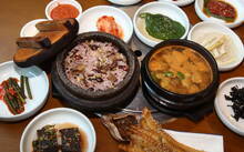 금수산